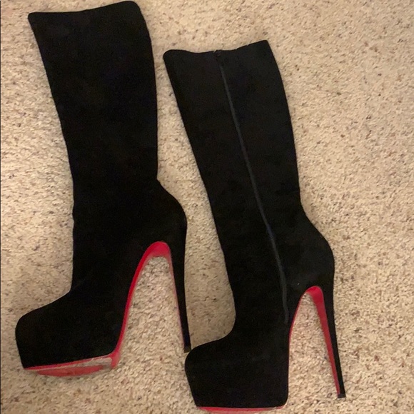 louboutin bianca bootie